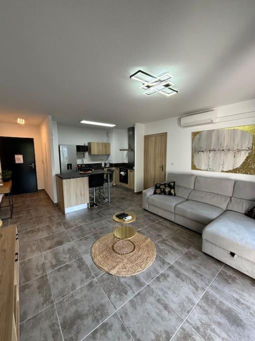 Jolie Appartement En Residence Bastia  Bagian luar foto